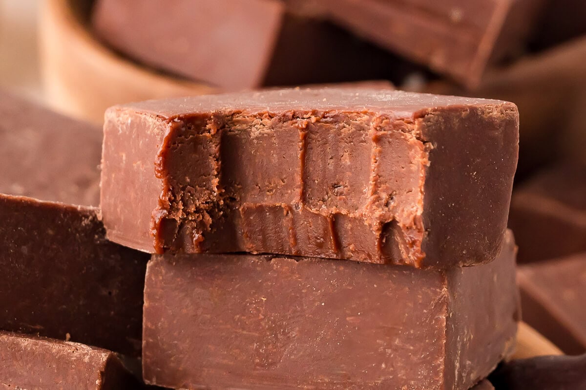 No-Fail Easy Fudge: Transform 3 Ingredients into Decadent Treats